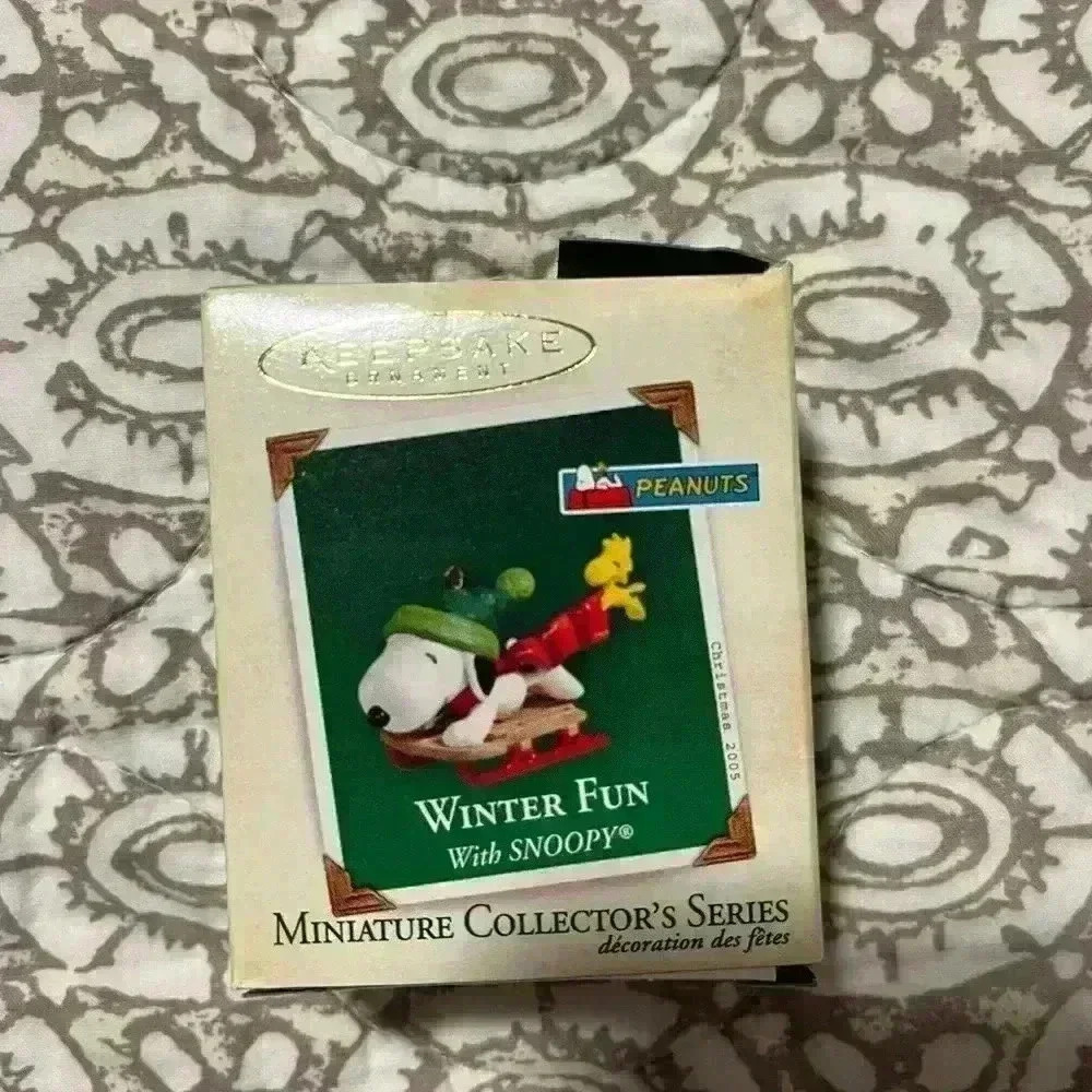 Hallmark Keepsake Winter Fun with Snoopy Ornament